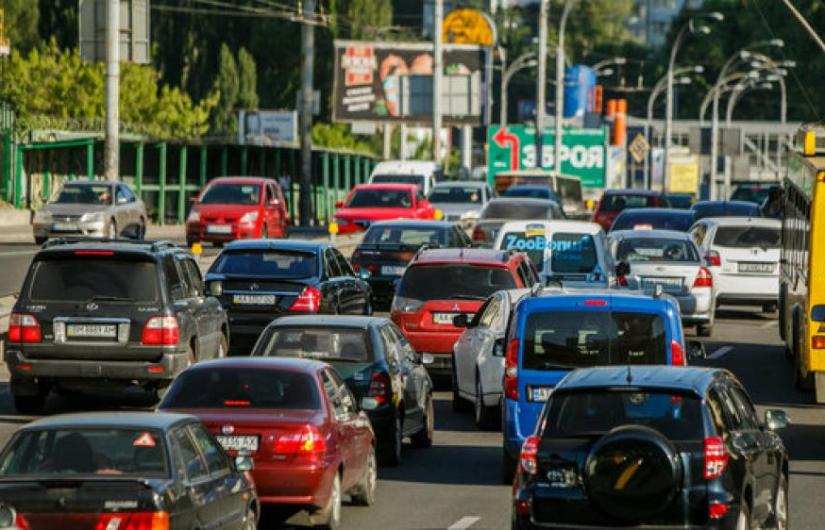 Украинцы стали активнее покупать авто: ТОП-10 популярных марок